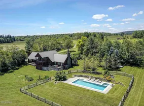 Storslåede 44 + Acre Country Estate - Image 3