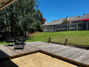 Cheerfull 3 bedroom 2 bath close to water & parks - Image 3