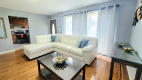 Corporate/Group Stays: 6bdrms, 8TVS, 2kitchens, 2 Living Rms, 6fridges; Near Dining, Shops, & Rec! - Image 4
