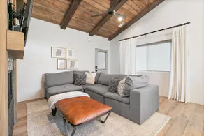 New Mountain Modern Guesthouse. - Image 5