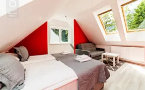Alta with balcony and fireplace - Image 3