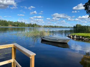 Private House with Waterfront Lot. Private Location. Unique accommodation - Image 4
