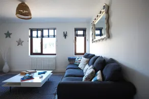 Modern 2BD Apartment close to the sea with parking - Image 3