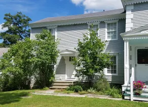 Bath Historic District Apartment - Image 2