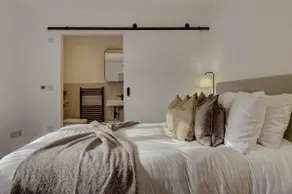 Kist Accommodates presents - Hygge House, Parking, EV Point - Image 2