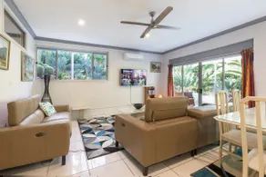 Ancient Gardens Guesthouse & Botanical Gardens - Image 4