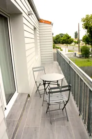100 m2 apartment (3 bedrooms) first floor - Image 3