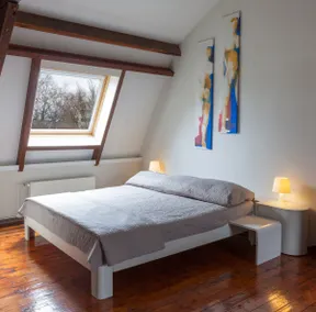 Private floor in stylish house, including breakfast. - Image 5