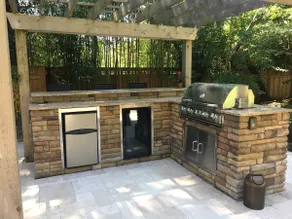 Salt Forest Home - Centrally Located - Image 2