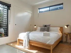 Wattle St Beach House- steps from the beach! - Image 2