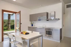 Blue Sea Luxury Villa - Image 3
