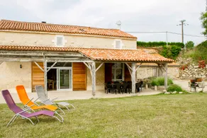 Gîte de charme avec terrasse et activités familiales à Payré, près de Fontenay-le-Comte - FR-1-426-170 - Image 2