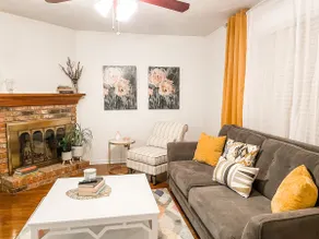Tally Town Gem: 2BR/2BA Townhome, Sleeps 6! - Image 3