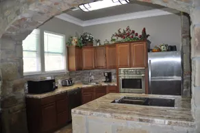 private, b-ball, pool, 7 bedroom, sleeps 20 - Image 2