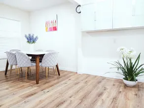 Cheerful 2 Bedroom House Free Parking No Pets No Smoking - Image 5