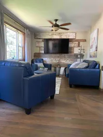 Central A/C, Smart TV. Deck, Grill, Comfy Beds. - Image 2
