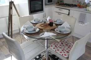 Modern, Cosy, Relaxing Bunlin Heights Studio - Image 4