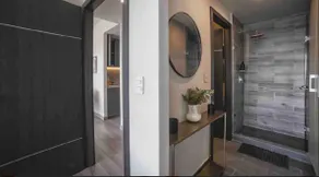 Loft Luxury Level 16 - Image 5