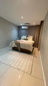 Sunrise Apartment by the Beach - Image 5