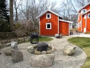 Hansel And Gretel Cottage Downtown Saugatuck - Image 3