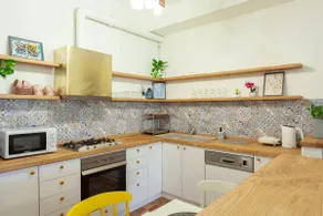 ♡︎ Colorful and Quiet Apt in the center of Tbilisi - Image 3