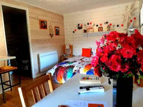 Cute Little Studio Between Lake and Mountain - Image 3