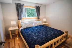 * Grizzly Paw B&B * - Image 2