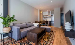 Spacious Cozy Home: 3-Beds, Ski-In/Out, Epic Yard - Image 2