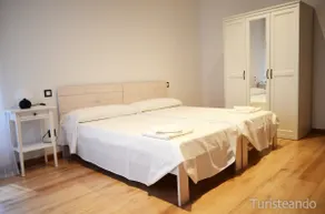 Llerandi 1A - Centrally located and completely renovated - Image 2