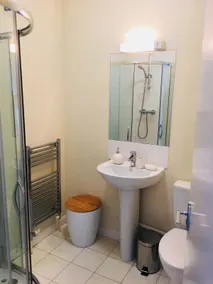 Marlborough Court - Manor Green Court Suite - Image 3