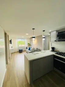 Cozy and Exclusive- 6min to clinic-AC -150mb WiFi - Image 4