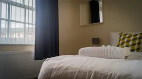 The Roman Gathering 5 Bed - Sleeps 12 City Centre - Image 4