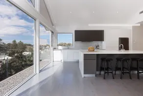 Iluka Stunning Air Conditioned house with WI FI and Water Views - Image 4