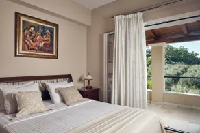 Villa Castelletto heated pool jacuzzi - Image 5
