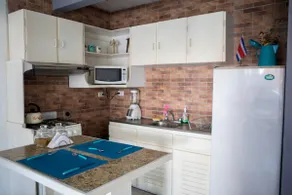 Cozy apartment + Breakfast - Image 4