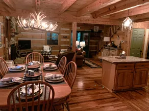 5 Star High Country Hideaway Cabin hot tub Pet Friendly Pond Sleeps 8 Pond View - Image 5