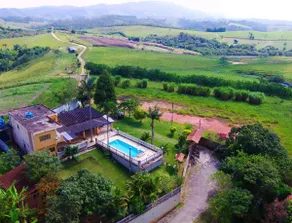Chácara Serafim in a Closed Condominium - Image 2