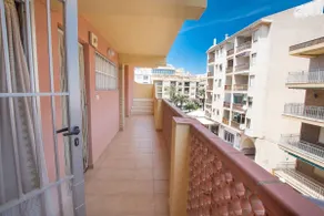 Apartment next to the beach - Image 2