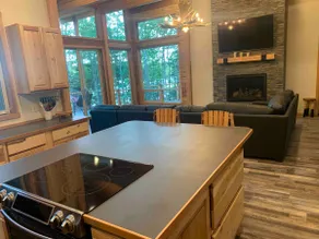 2022 new construction Post & Beam lake house - Image 5