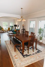 Lavish Lakeside Historic Downtown Home-Beach 1.5mi - Image 5