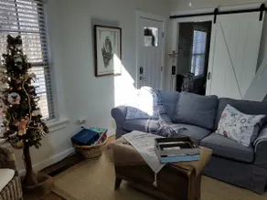 Nyare avskild stuga, romantisk eller ta med barnen! 1. 1 mil från Mentone Center - Image 3