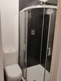 Studio in central Bath with Free Parking - Image 2