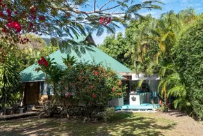 Polynesian Bungalow en suite ” SeaShell ” - Image 3