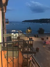 ROQUES - Beachfront house in CADAQUÉS - Image 2