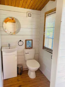 Little Nook in the Paddock-small wooden house for2 - Image 5