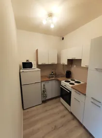 Modern studio with balcony in a new building - Image 5