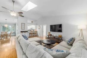 3/2 w Heated Salt Pool Getaway on Calusa - Image 5