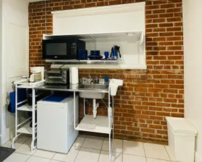 Private Suite at Urban Garden - Image 5