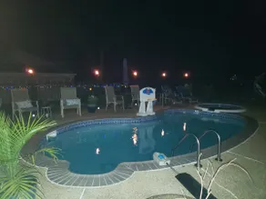 Great Escape to the Suburbs/Pool+ - Image 4