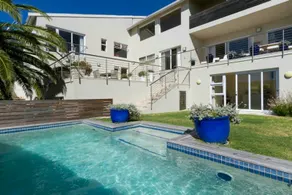 Camps Bay - Independent studio flat (Palm room) - Image 5
